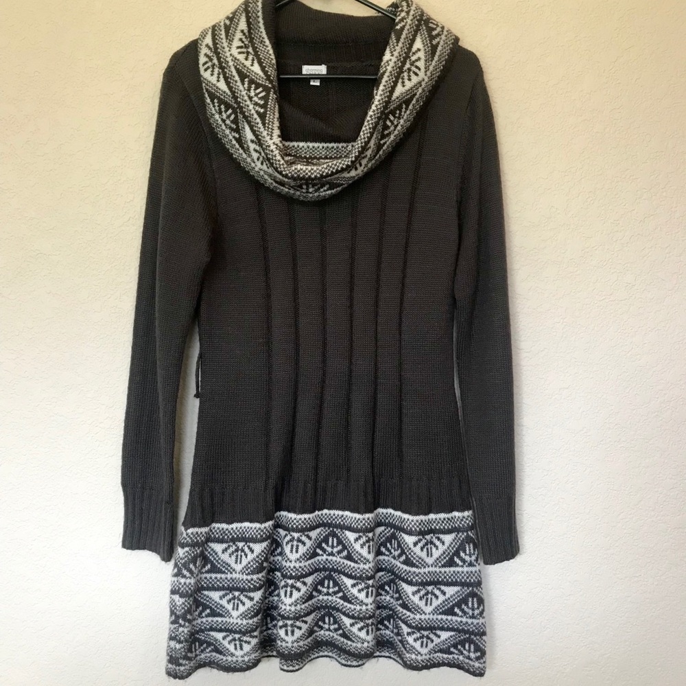 Charming Charlie Tunic